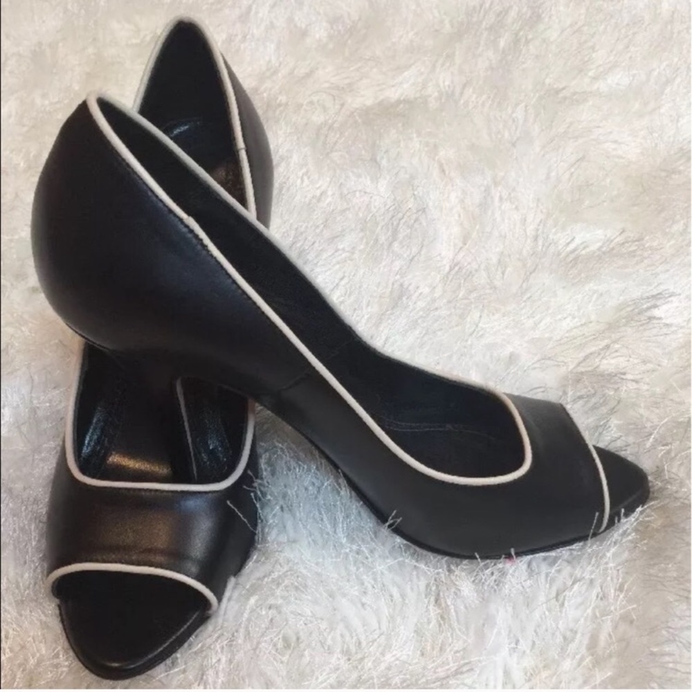 Brooks Brothers heels